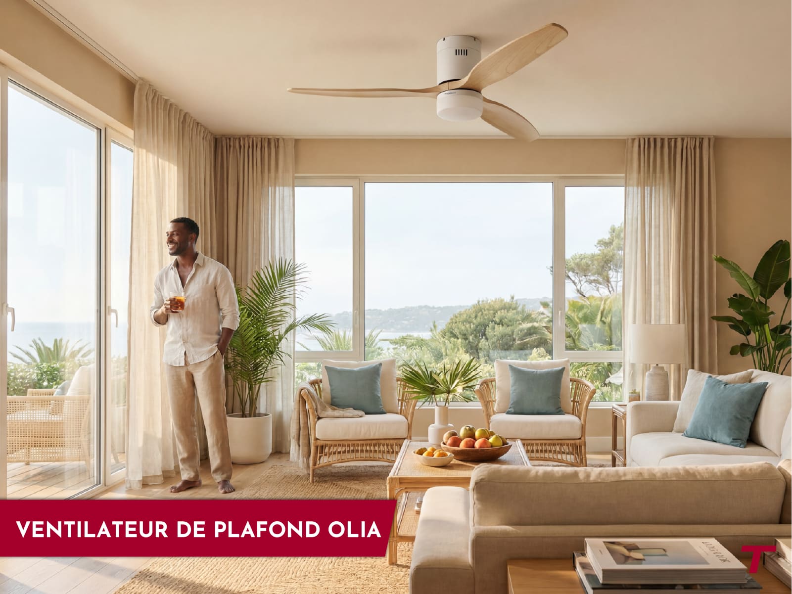 Salon moderne aux teintes neutres avec ventilateur de plafond OLIA