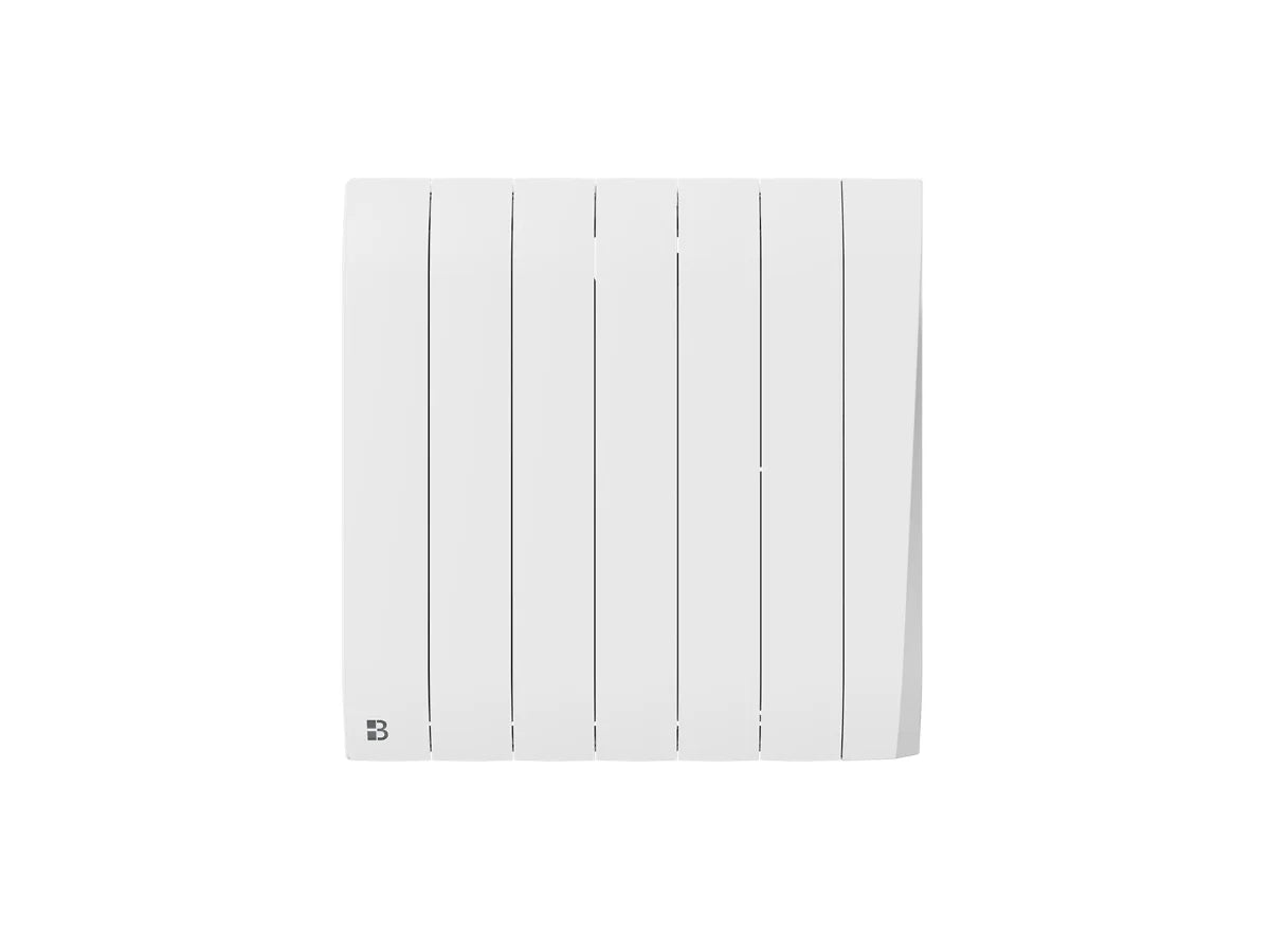 Radiatore a inerzia secca in ceramica TIKEI su sfondo bianco