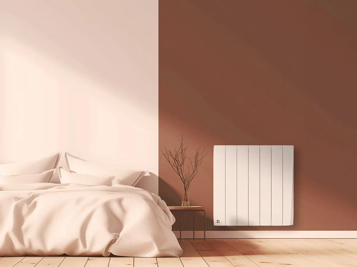 Radiatore a inerzia secca in ceramica TIKEI in un ambiente d'arredo